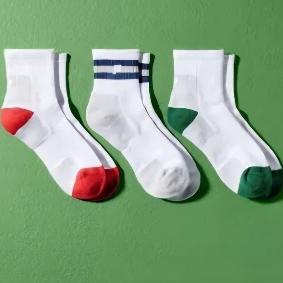 Prince Men's Pair of 3 High Crew Pickleball Socks- Size 6-12- NWT 🧦 - Picture 1 of 3